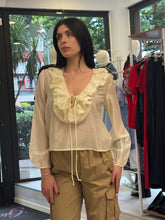 Carica l'immagine nel visualizzatore di Gallery, Blusa con rouches
