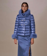 Carica l&#39;immagine nel visualizzatore di Gallery, Piumino doppio petto

