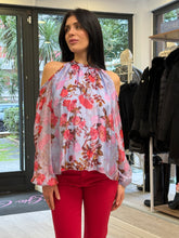 Carica l'immagine nel visualizzatore di Gallery, Blusa
