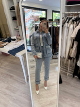 Carica l&#39;immagine nel visualizzatore di Gallery, Jeans risvolto diamanti
