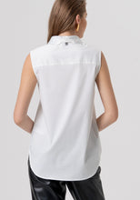 Carica l'immagine nel visualizzatore di Gallery, Camicia con ricami

