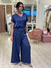 Carica l&#39;immagine nel visualizzatore di Gallery, Blusa in viscosa
