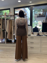 Carica l'immagine nel visualizzatore di Gallery, Camicia con strass
