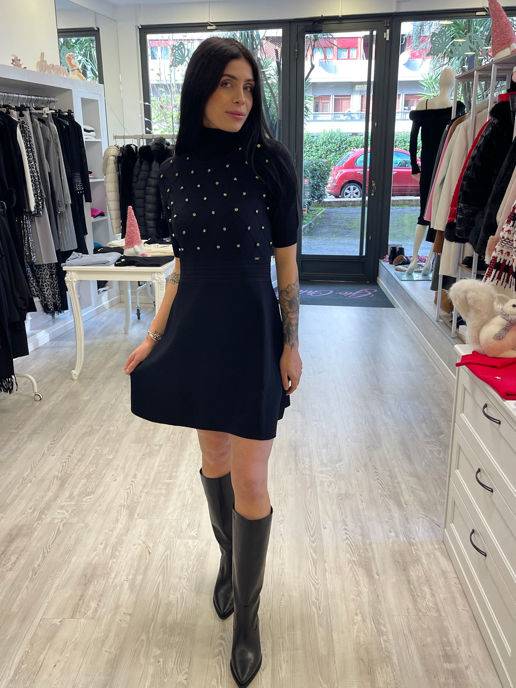 Abito in maglia maniche corte