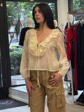 Carica l'immagine nel visualizzatore di Gallery, Blusa con rouches
