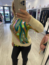 Carica l&#39;immagine nel visualizzatore di Gallery, Maglia a collo alto con ricamo
